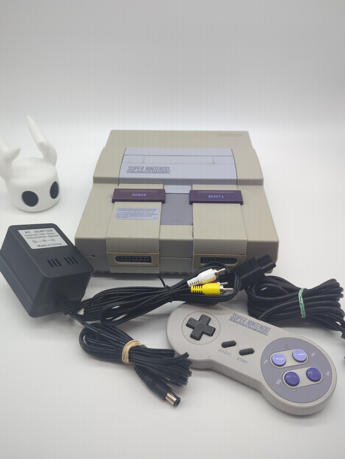 Super Nintendo SNES Console Bundle Original SNS-001 OEM Controller Cables Tested