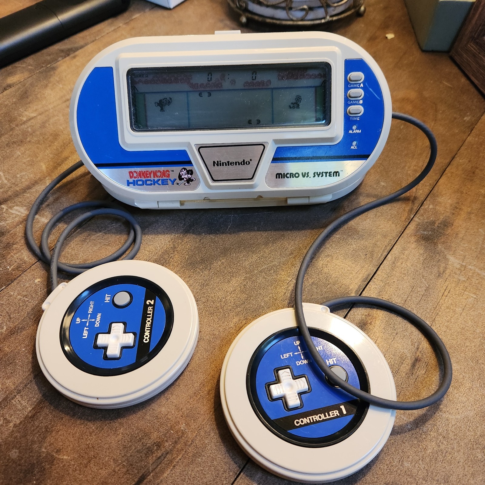 Nintendo Micro Vs. System Donkey Kong Hockey HK-303