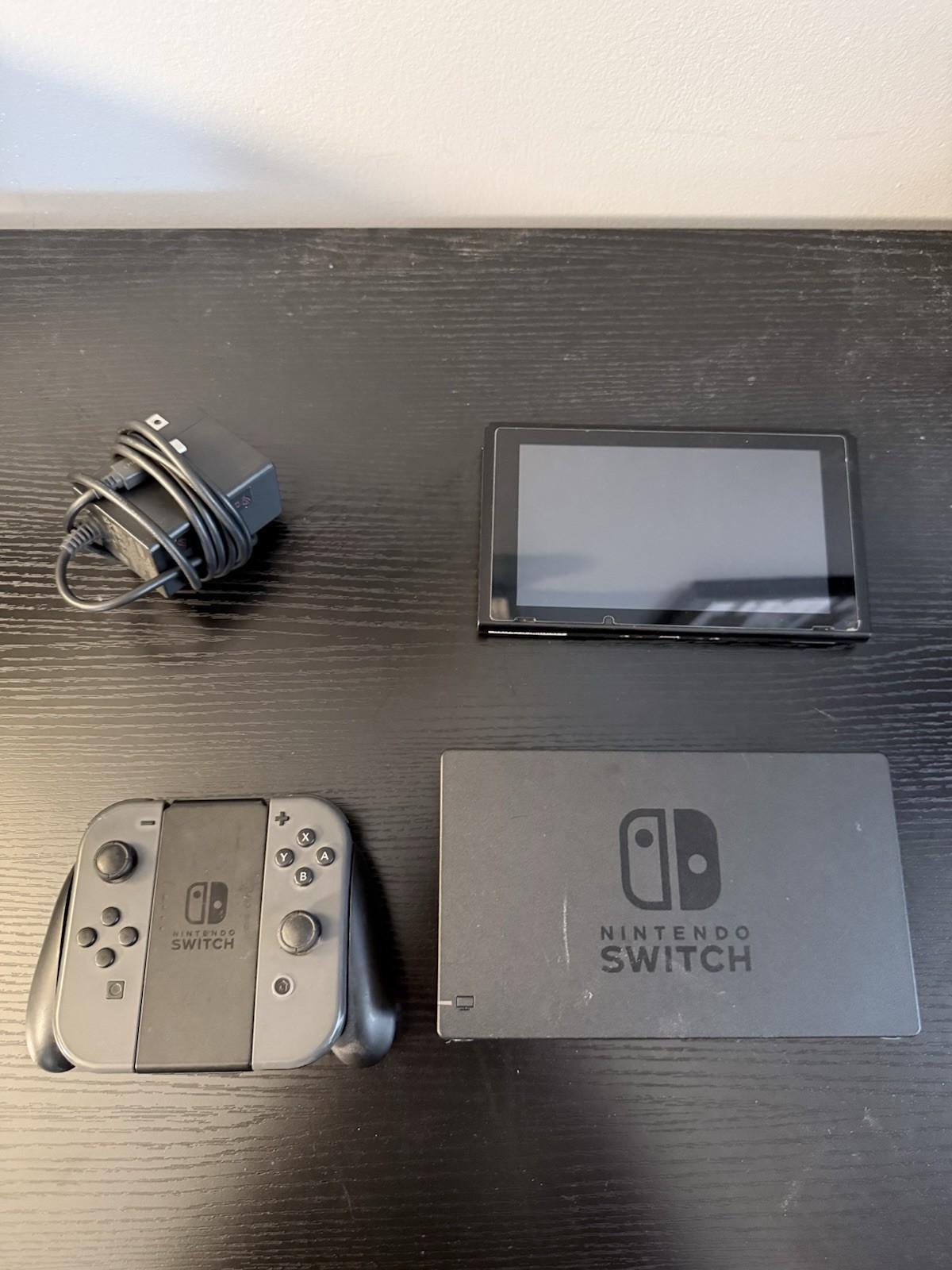 Nintendo Switch HAC-001(-01) 32GB Console with Gray Joy‑Con