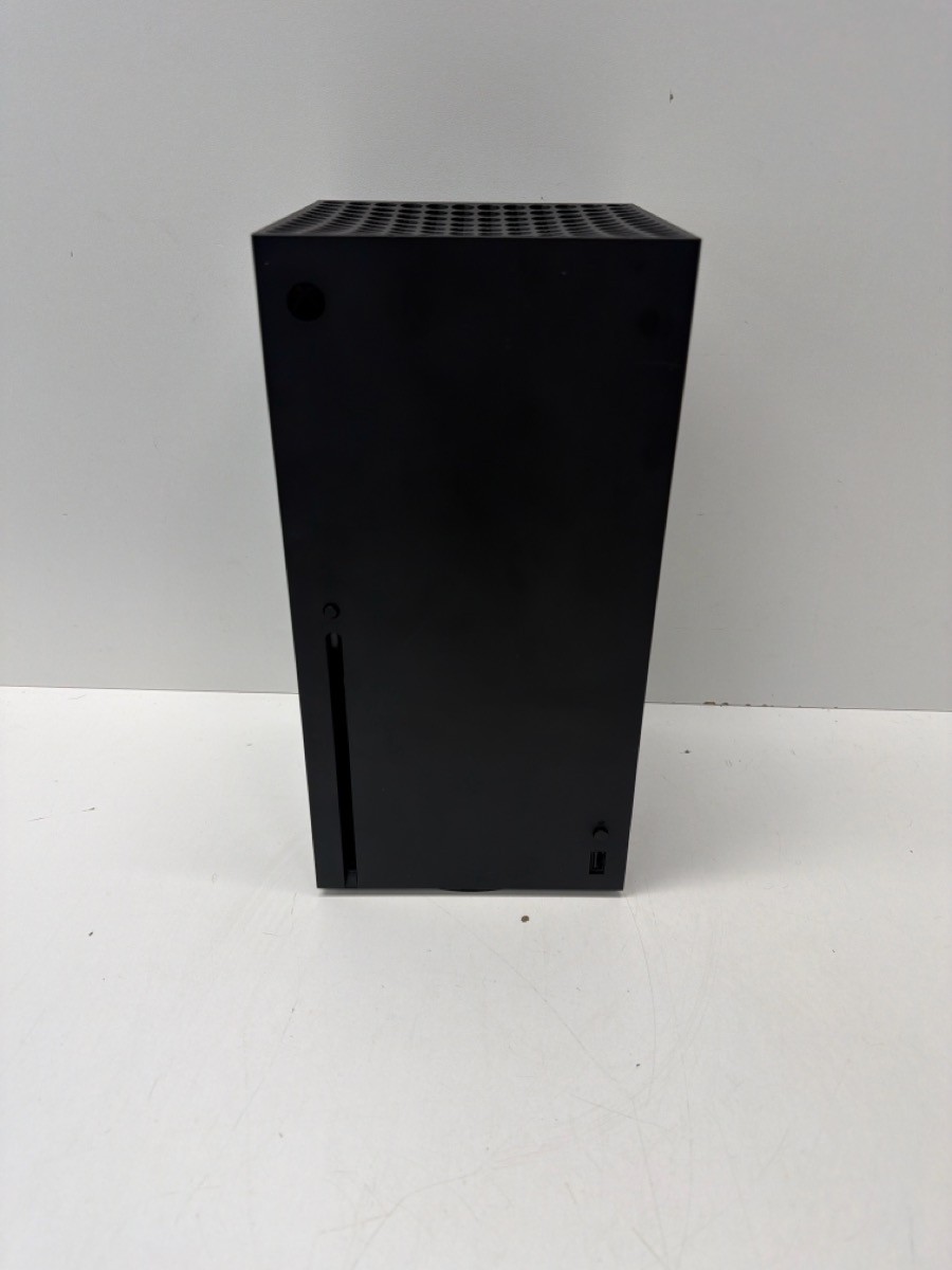 MICROSOFT XBOX SERIES X – CONSOLE – 1TB – 1882 (P07015531)