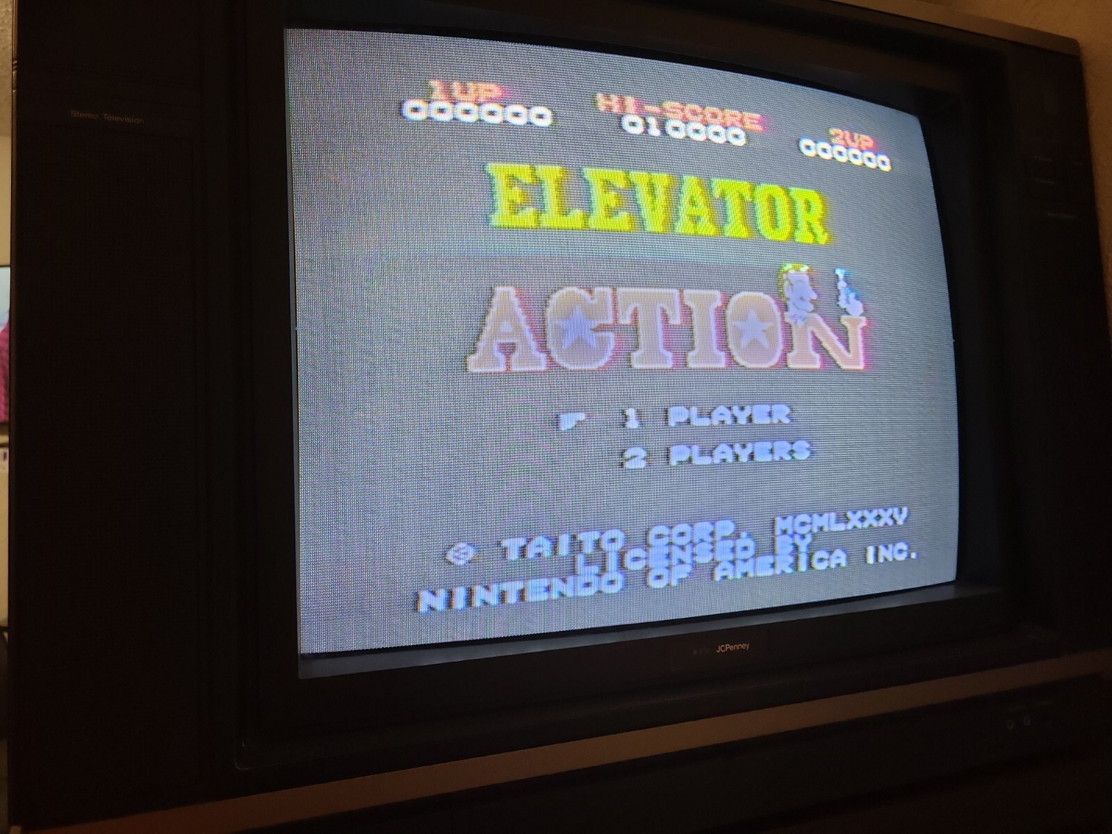 Nintendo NES Top Loader Console NES-101 Complete W/ Cables, And 19 Games & More