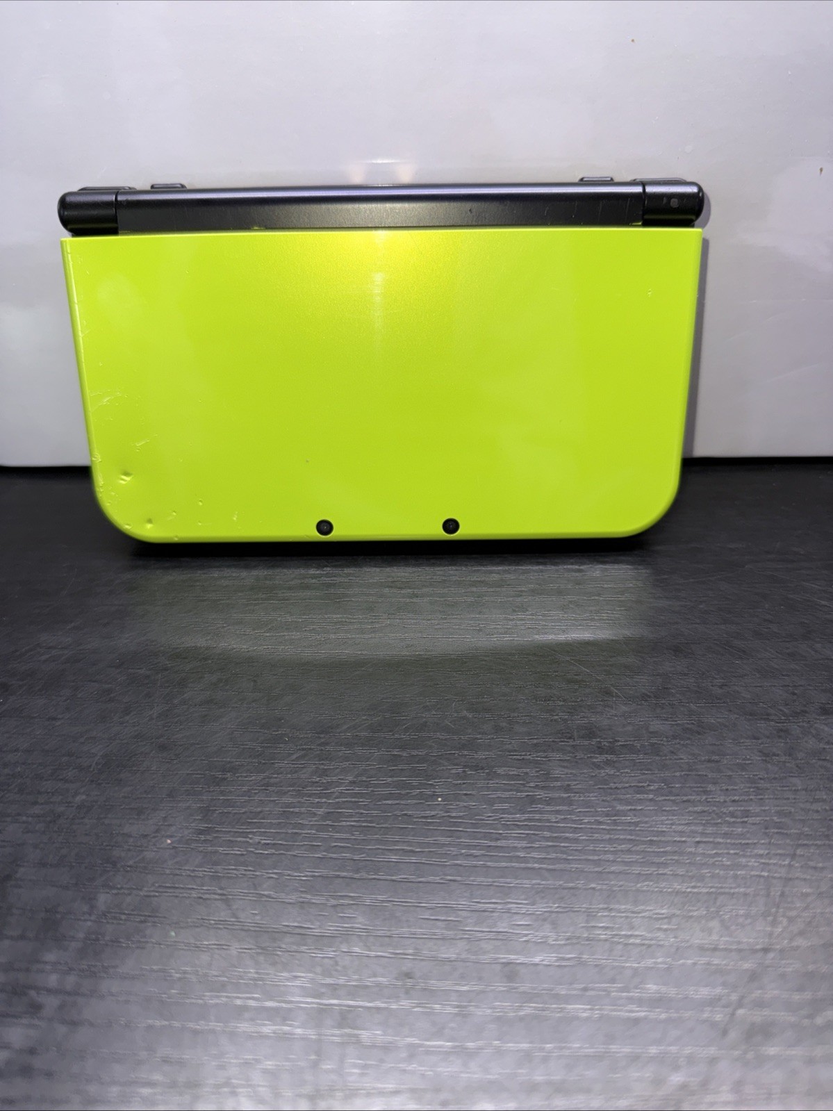 *cosmetically Flawed* Nintendo New 3DS XL – Lime Special Edition Console