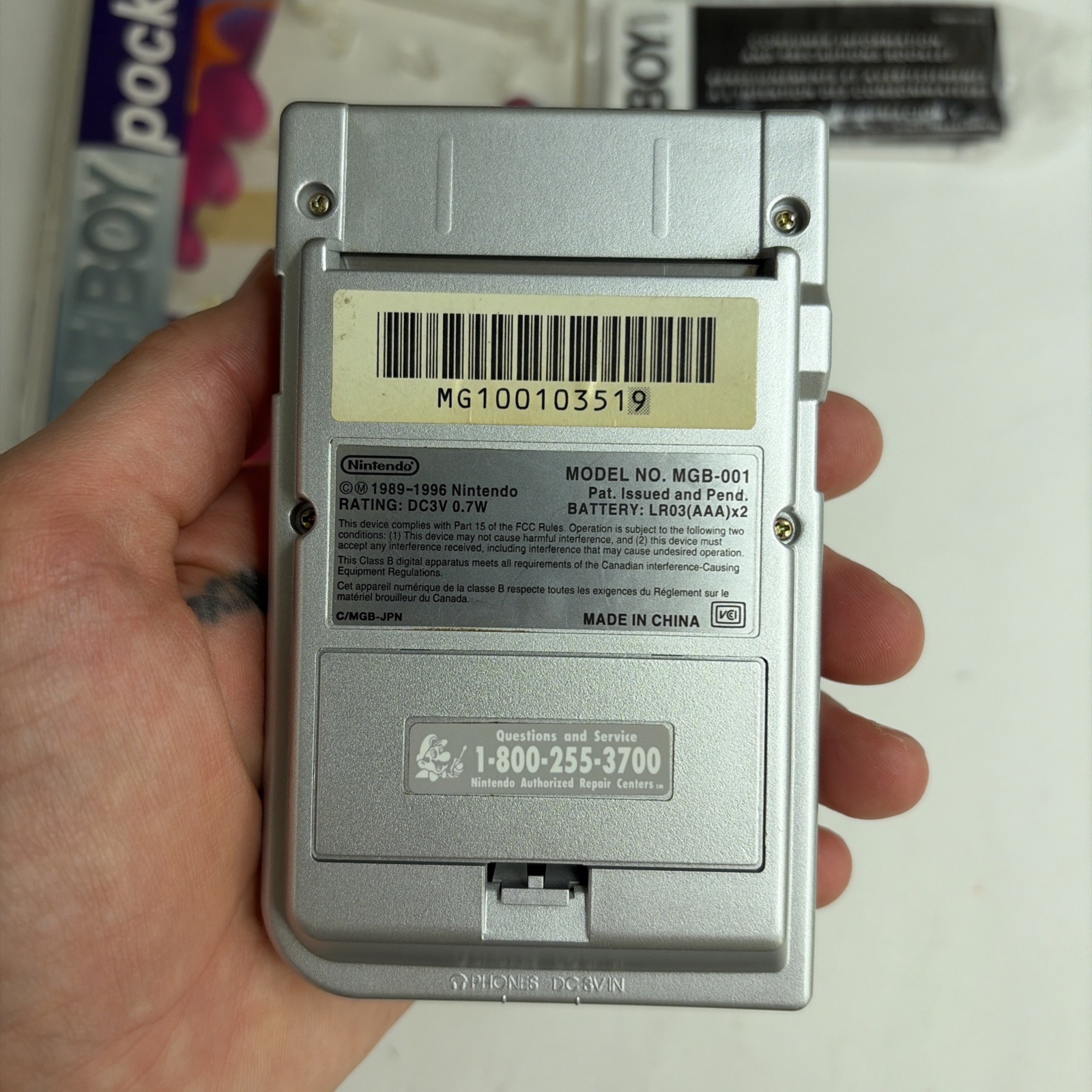 CLEAN Nintendo Game Boy Pocket Silver Handheld MGB-001 Complete Box CIB Tested