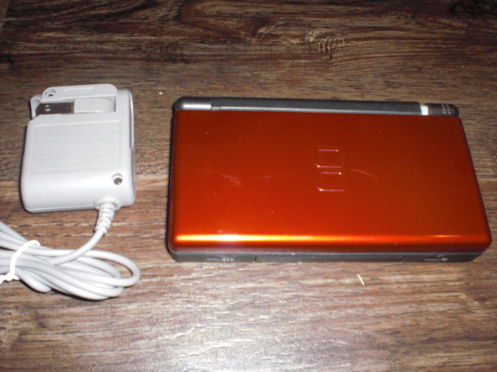 Nintendo DS Lite Red Onyx Black Console System + Charger Plays DS GBA HINGE READ