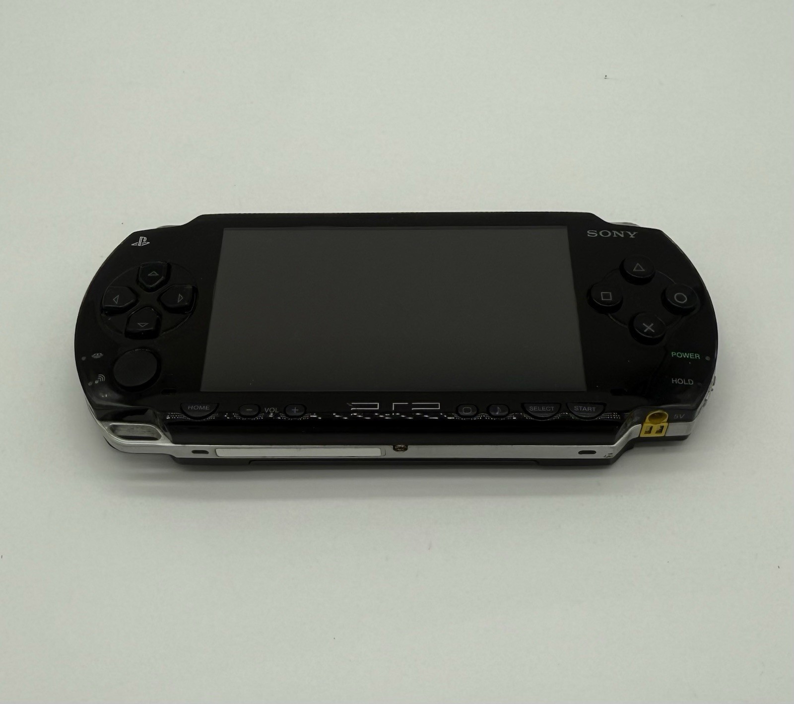 Sony PlayStation PSP Handheld Game System Black For Parts / Repair – Turns On