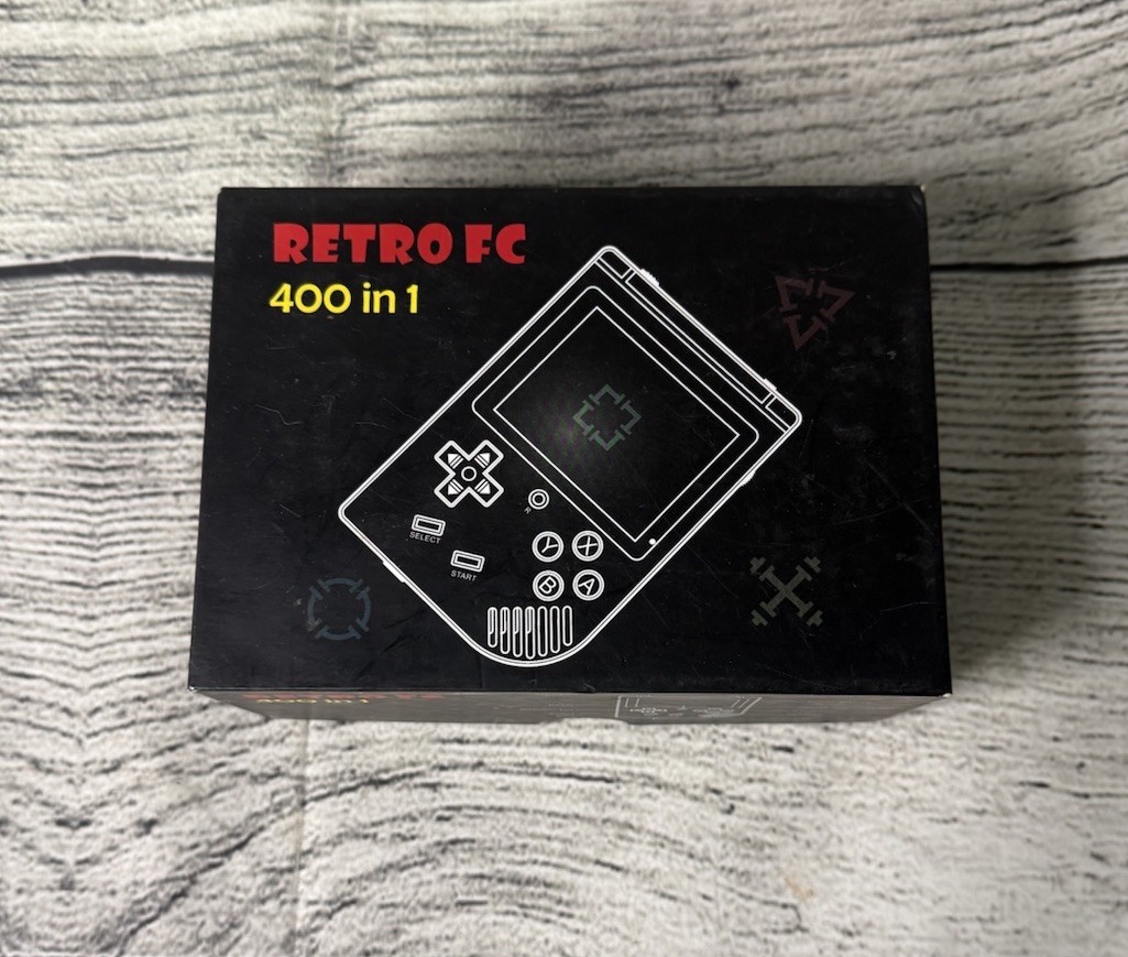 Retro FC Plus 400 in 1 Handheld Game Console