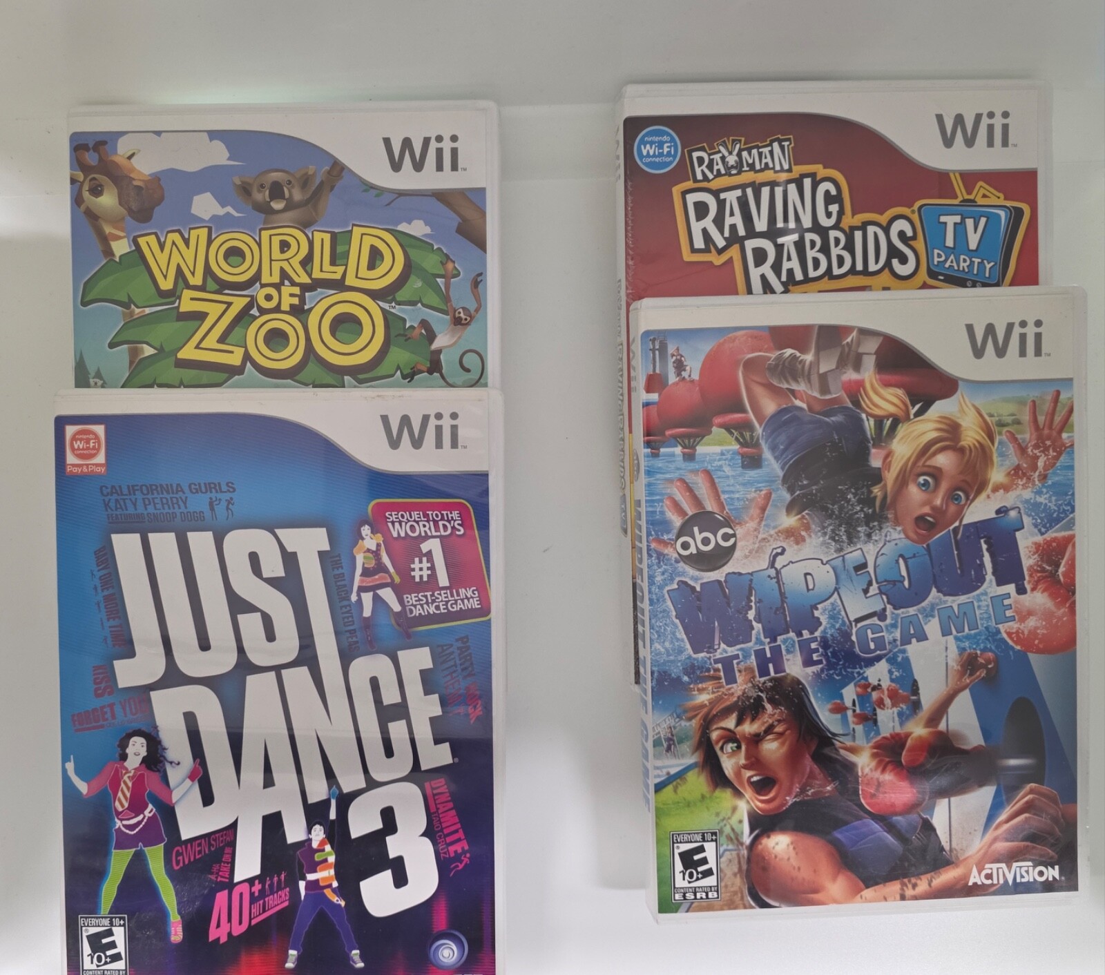 Nintendo Wii Console Bundle with 2 Controllers and Nunchucks including 8 Games