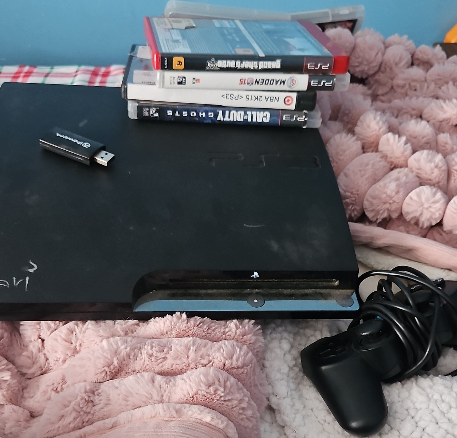 Sony PlayStation 3 Console Blu-Ray Compatible with Controller and Games
