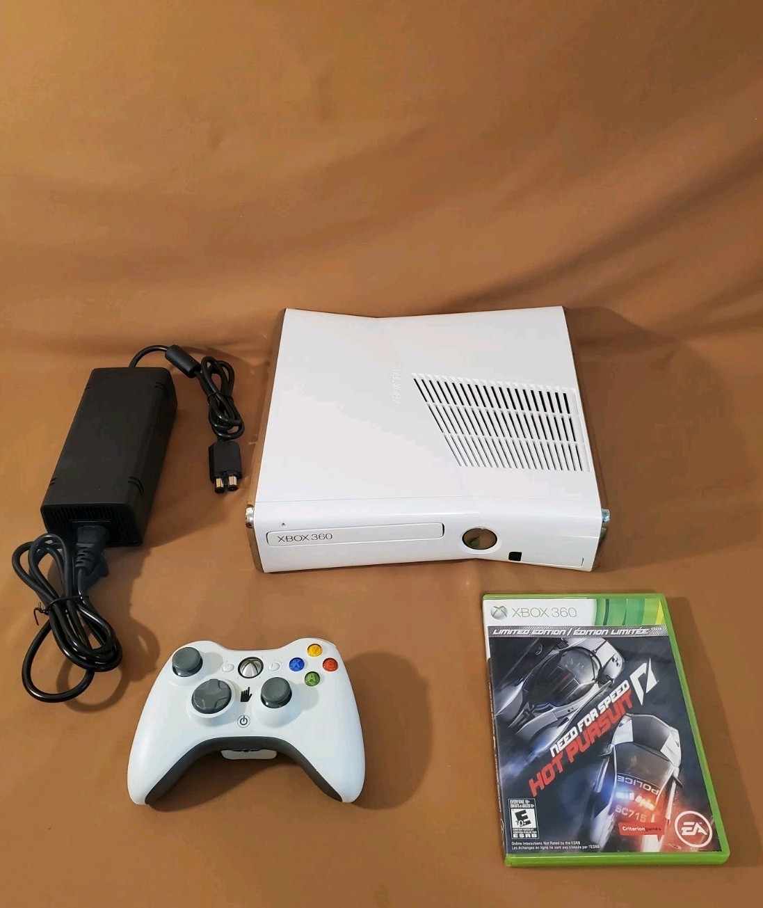 Xbox 360 Slim Glossy White 250gb Kinect Skylanders Special Edition Full Renewal