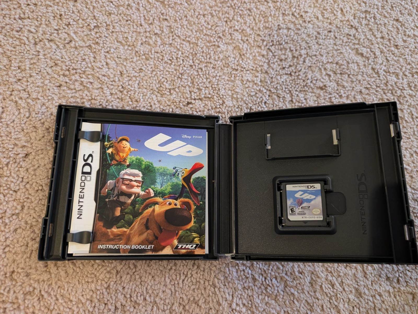 Nintendo DSI console black w/charger, carrying case & games (Mario, Sonic, etc)
