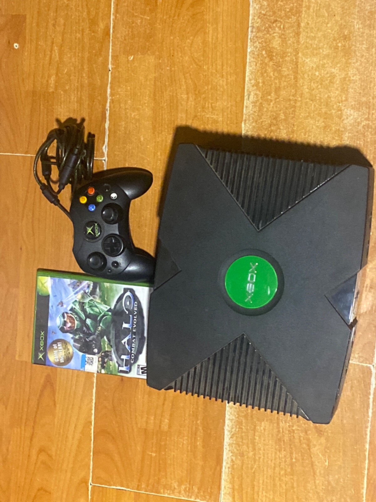 Original Xbox 8GB Black (Great Condition, Power Cord and RCA Cord not included)