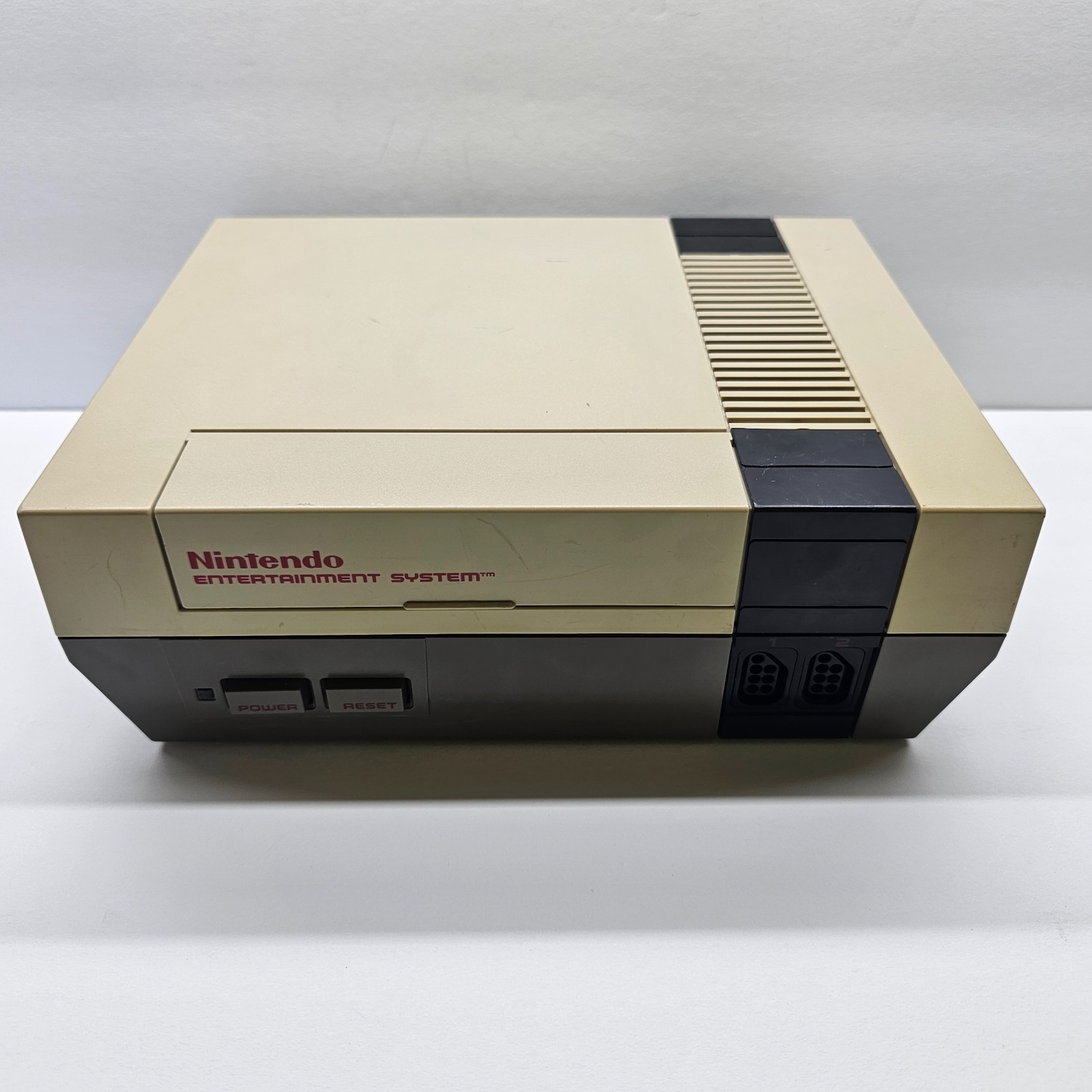 Nintendo NES-001 Console Bundle 2 OEM Controllers Tested Cleaned Working