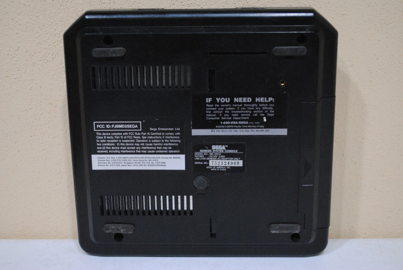 SEGA Genesis Model 2 MK1631 16MB System Console – Black RESET BUTTON NOT WORKING