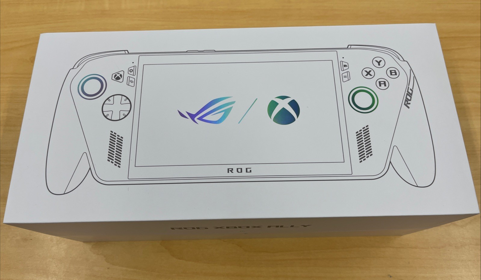 ASUS ROG Xbox Ally 512GB Handheld Gaming PC BARELY USED RYZN Z2 A In Box