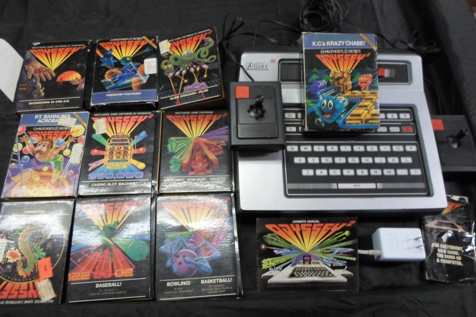 Magnavox Odyssey 2 Game Console 10 Games in boxes with manuals