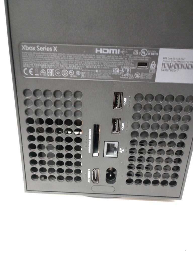 1TB MICROSOFT XBOX SERIES X CONSOLE – CONSOLE & CORDS ONLY (P08036817)