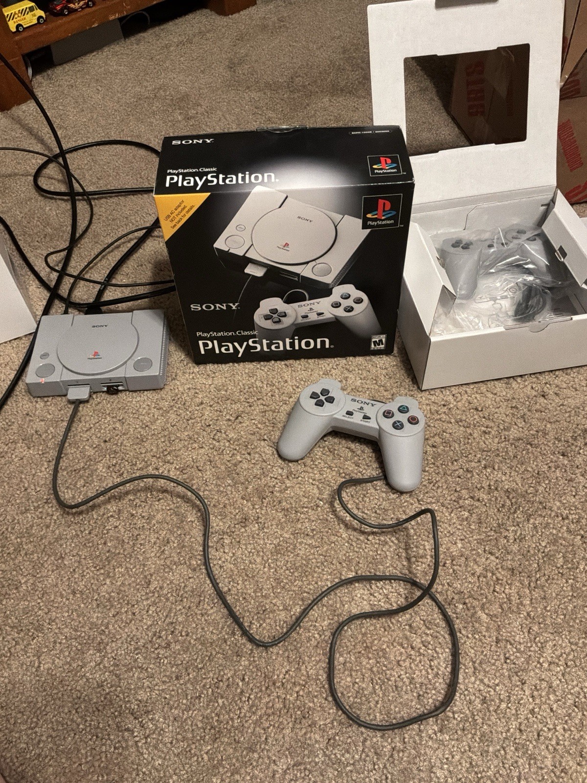 Sony PlayStation Classic Mini 2018 Complete In Box with HDMI/Power Cable W Extra