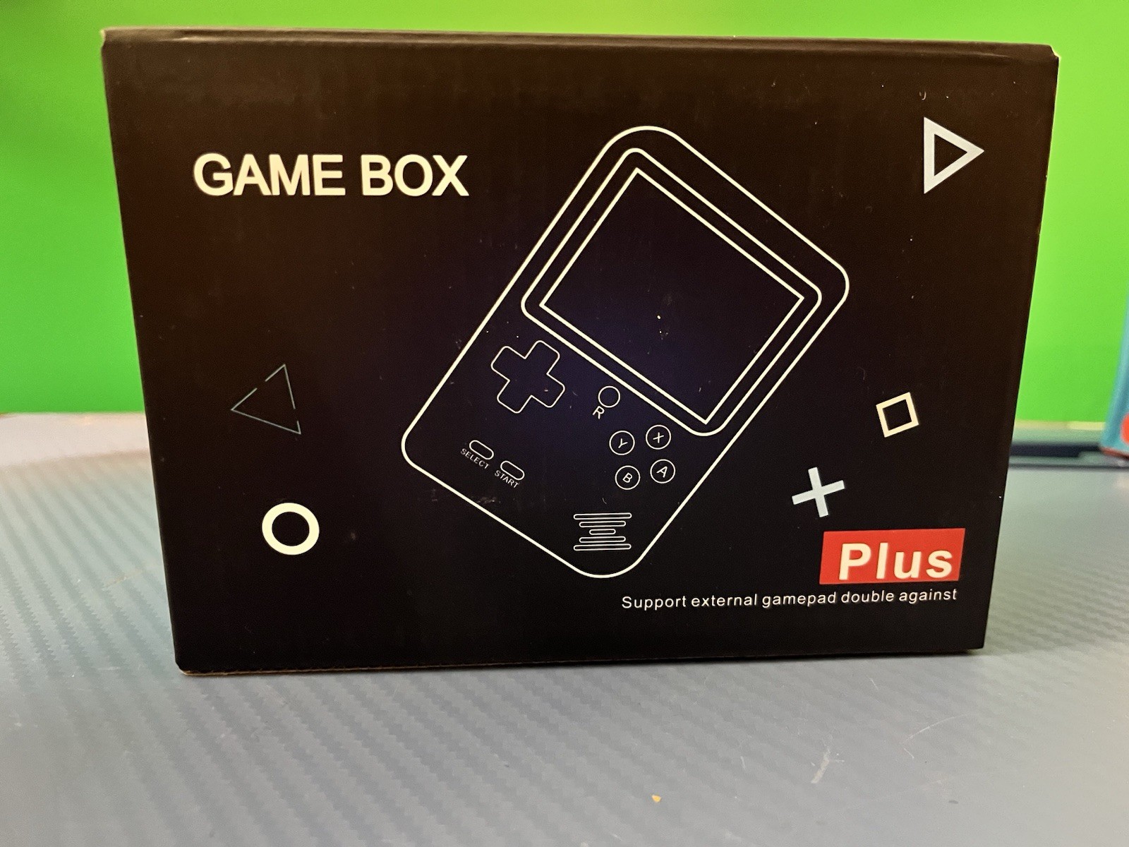 Plus Game Box 400 in 1+ Handheld Gamepad New White Rechargeable Battery Retro