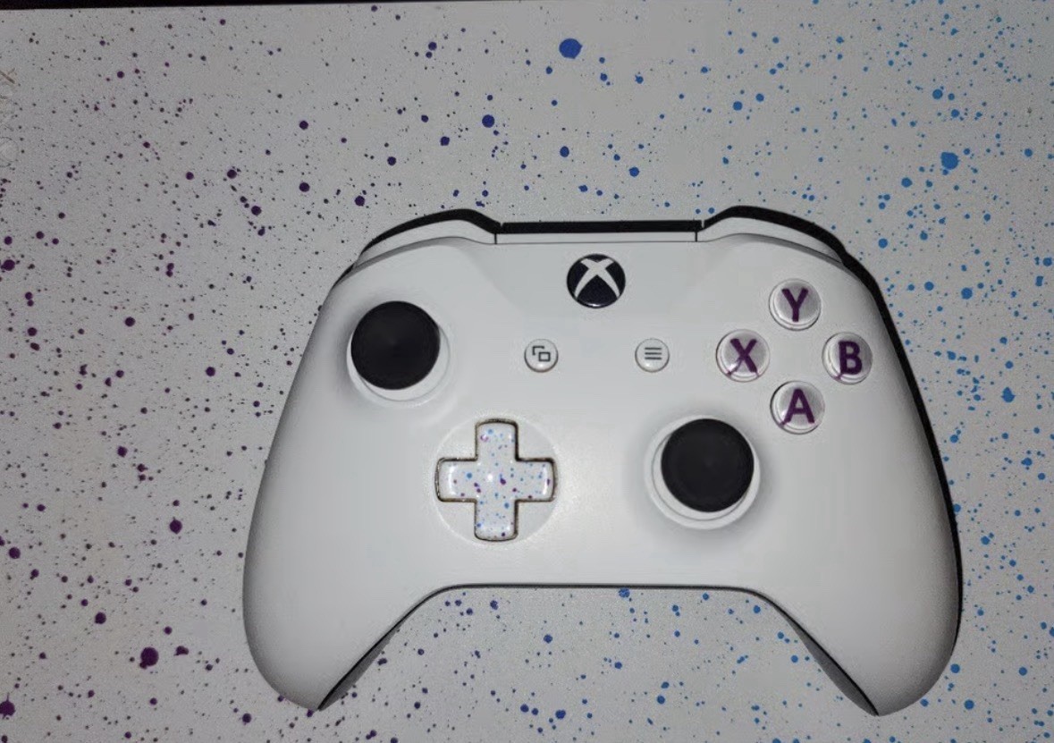 Microsoft Xbox One X Special Edition 1TB 4K UHD HDR White Console + Controller