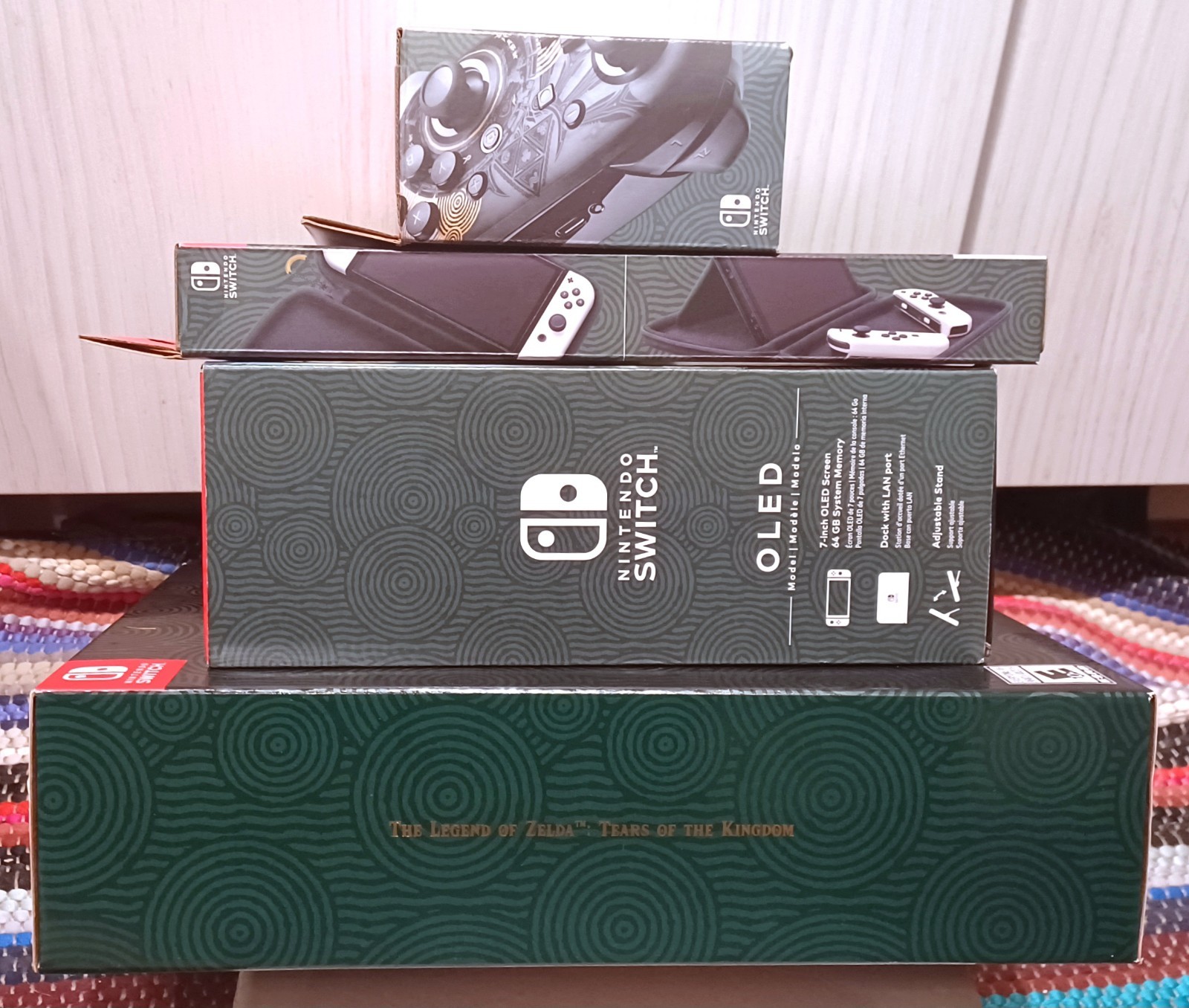 Nintendo OLED Switch ZELDA BUNDLE! TEARS OF THE KINGDOM Controller Game Legend 2