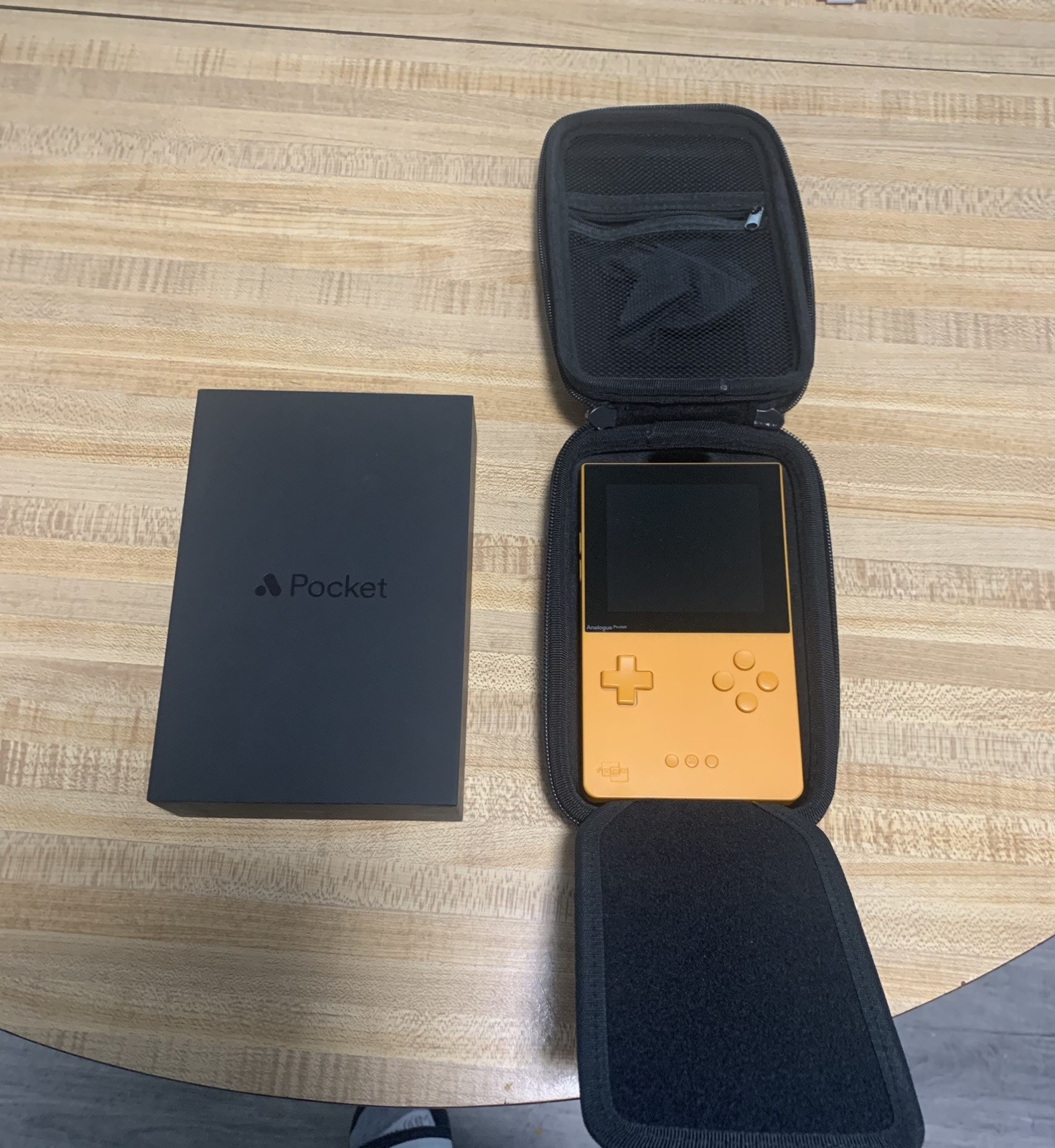 Analogue Pocket LIMITED EDITION Orange Spice W/ original box, 32gb microSD, case
