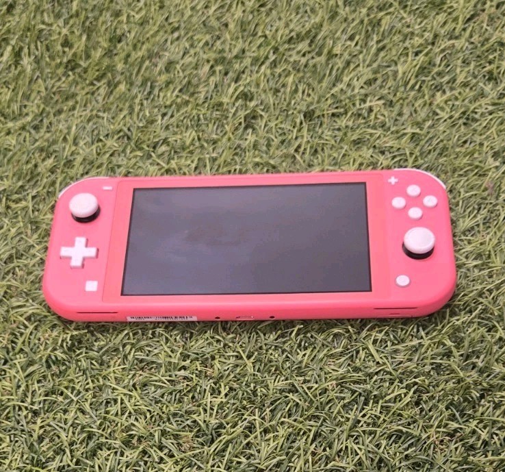 Nintendo Switch Lite 32 GB Gaming Console – Coral