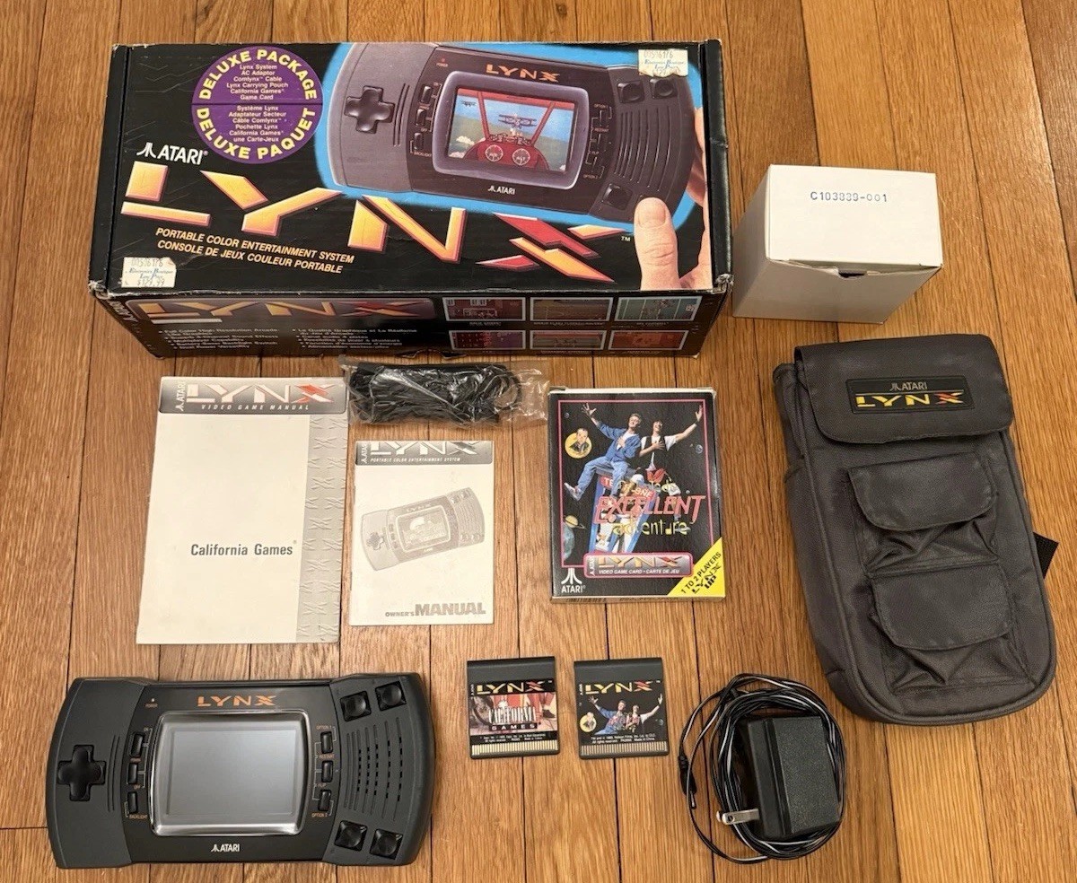 Atari Lynx Model 2 Deluxe Pack Handheld Console PA4111 w Box & Manual Tested