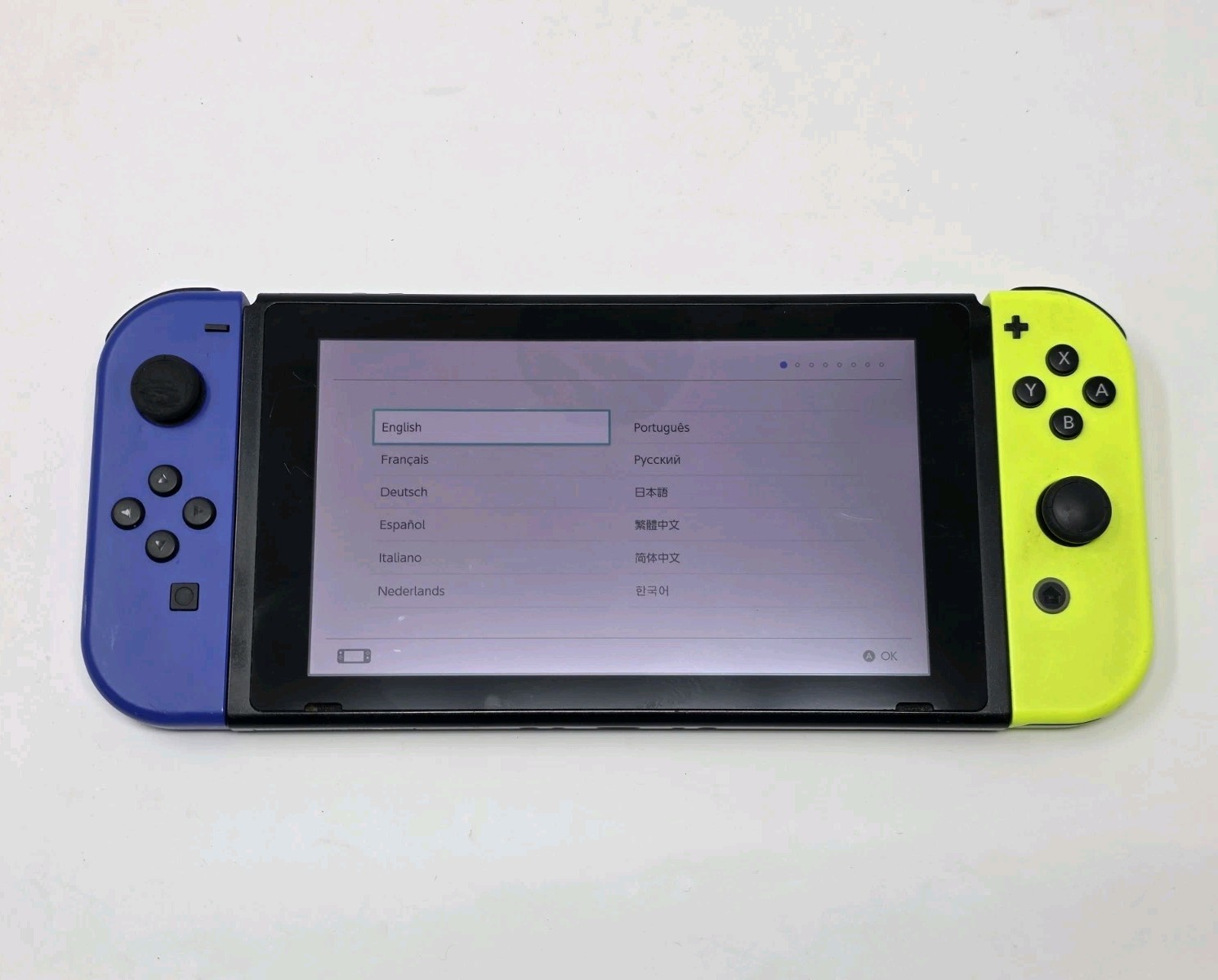Nintendo Switch (HAC-001) Handheld Console Green/Blue JoyCons – Tested Working