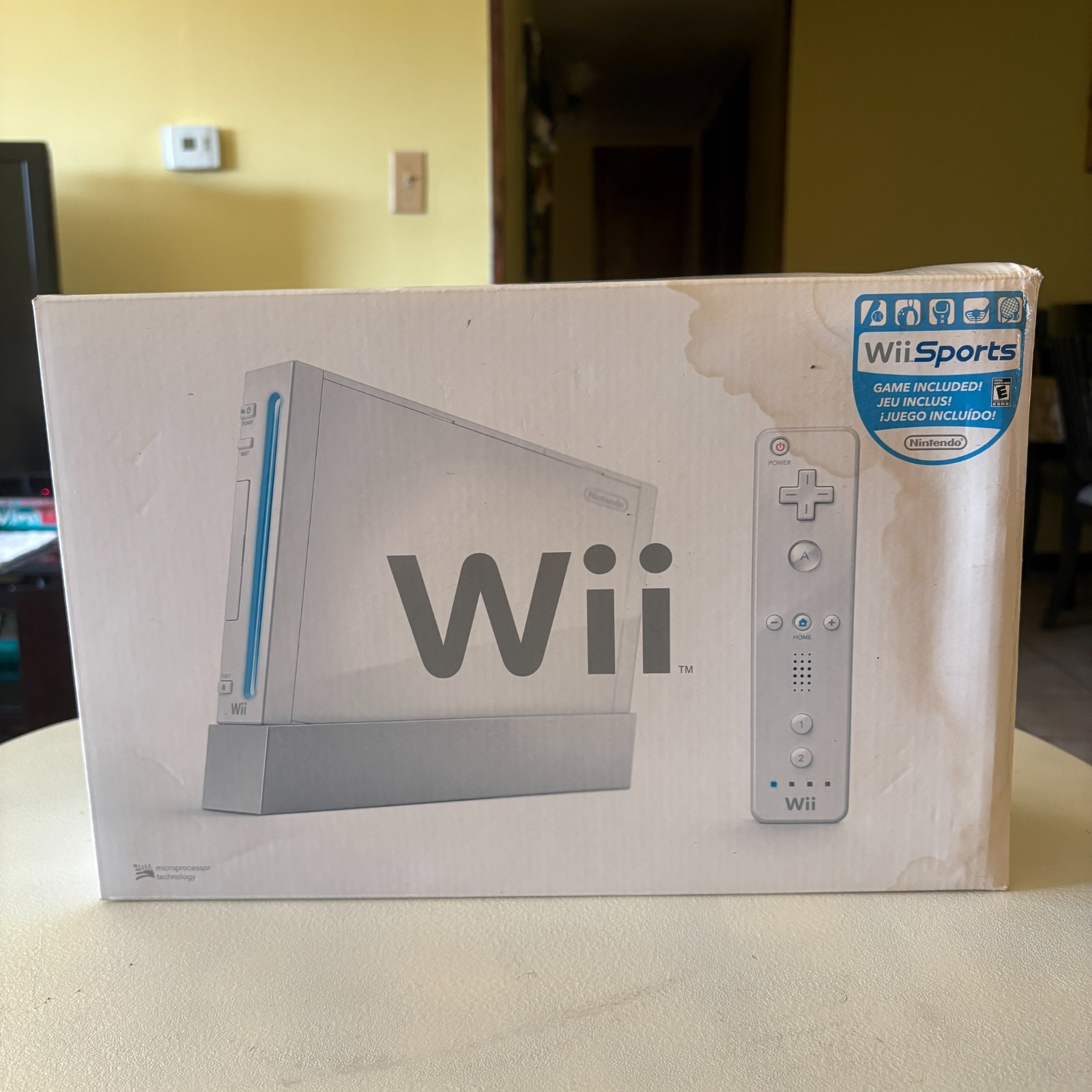 Nintendo Wii White Console with Wii Sports – Brand New