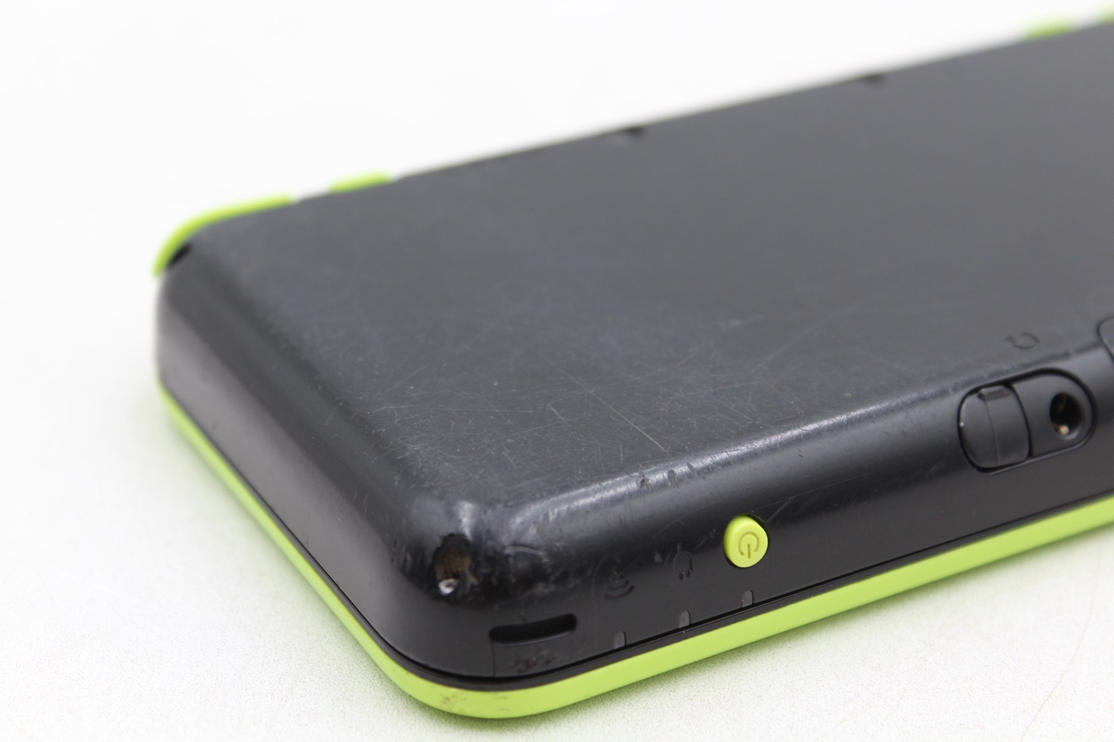 Nintendo New 2DS XL Black/Lime Green Handheld Console