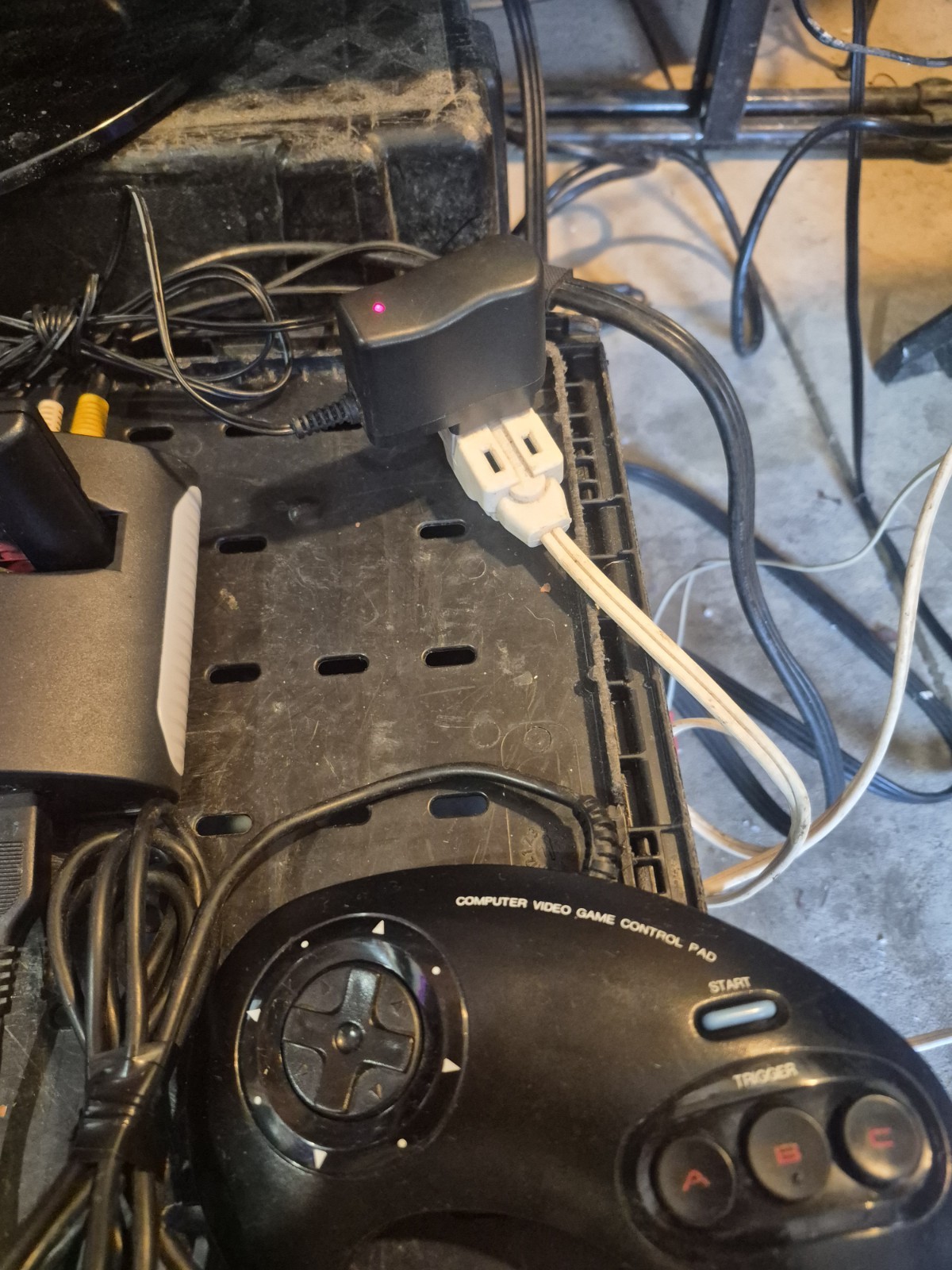 Sega Genesis AT Games 2 Mini Consoles 2 Controllers 1 powerCord 2 a.v crd tst