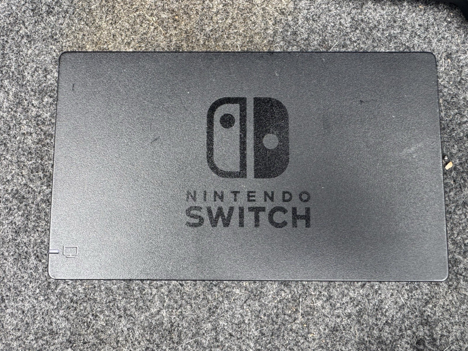 Nintendo Switch 32 GB Console Bundle HAC-001 w/ Accessories Tested Hori 128GB SD