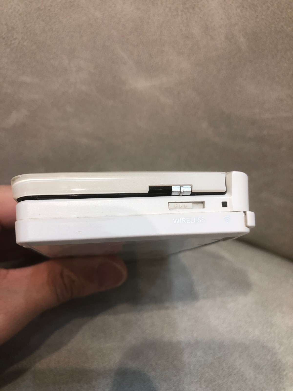 Nintendo 3DS Ice White – Excellent Condition – Fully Tested
