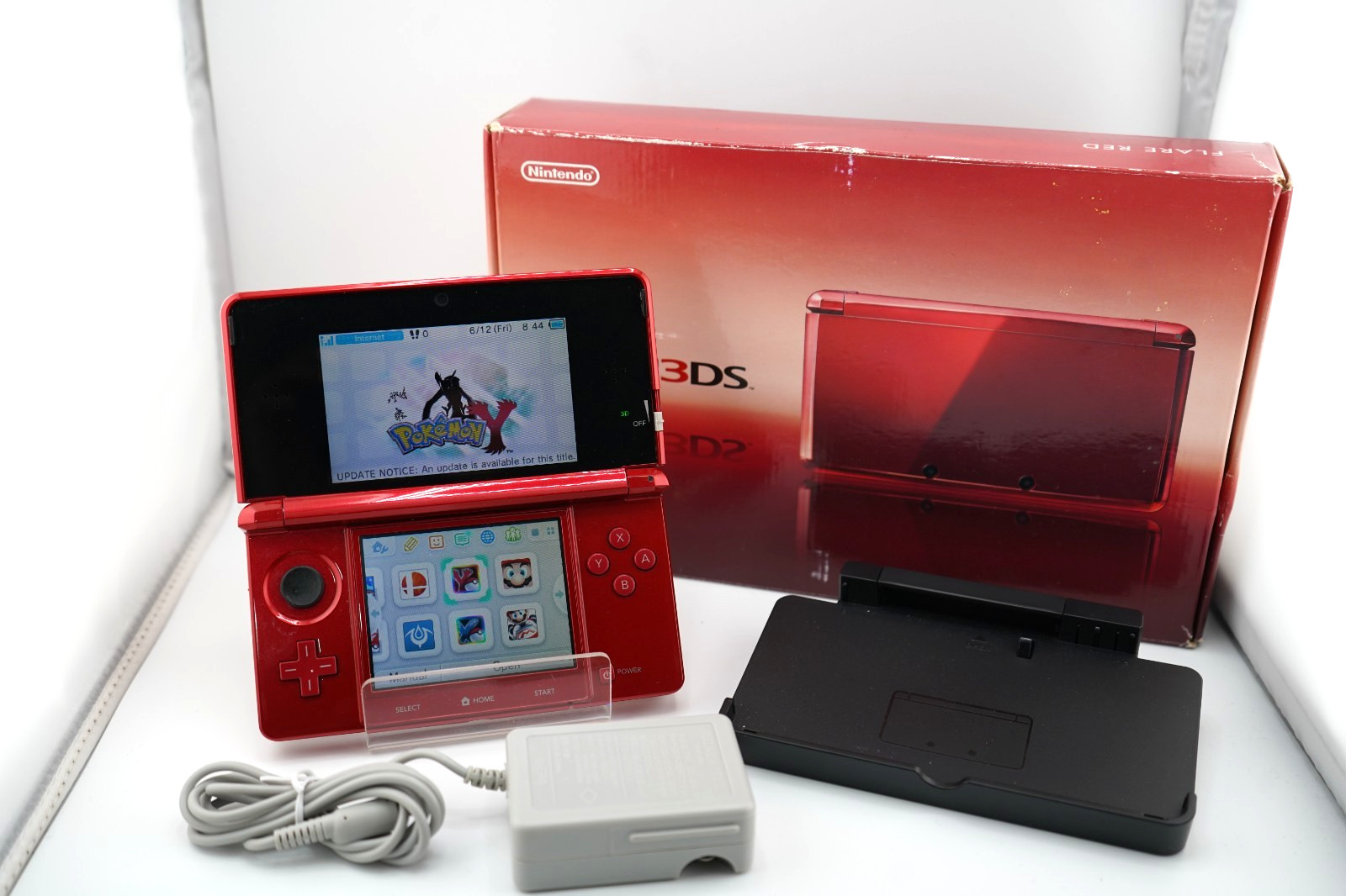 Nintendo 3DS Handheld Console Flame Red (Complete) USA Region, 32GB, With Games
