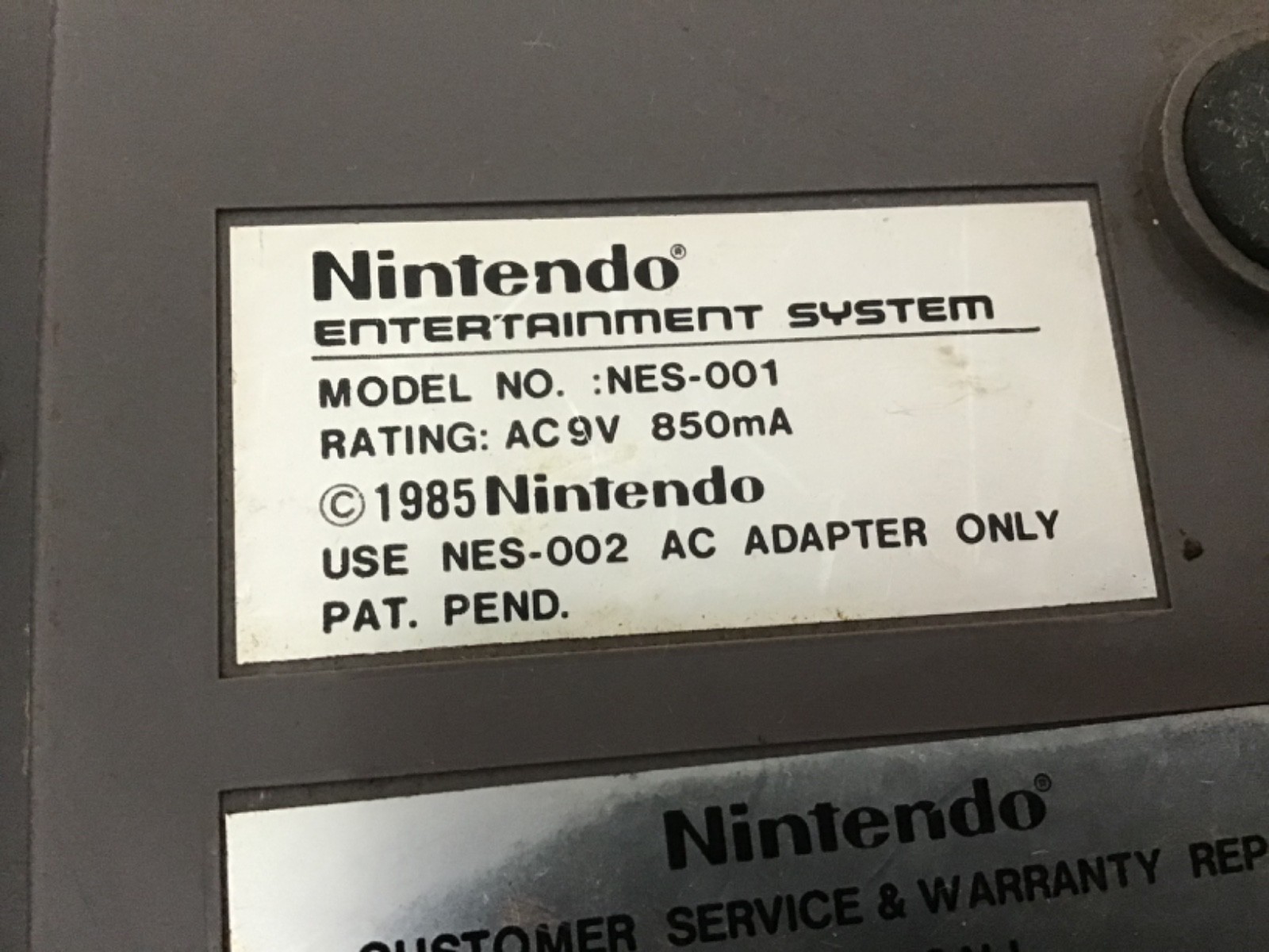 Original Nintendo NES Console NES-001 3 Controllers, Zapper, SUPER MARIO 3 1985