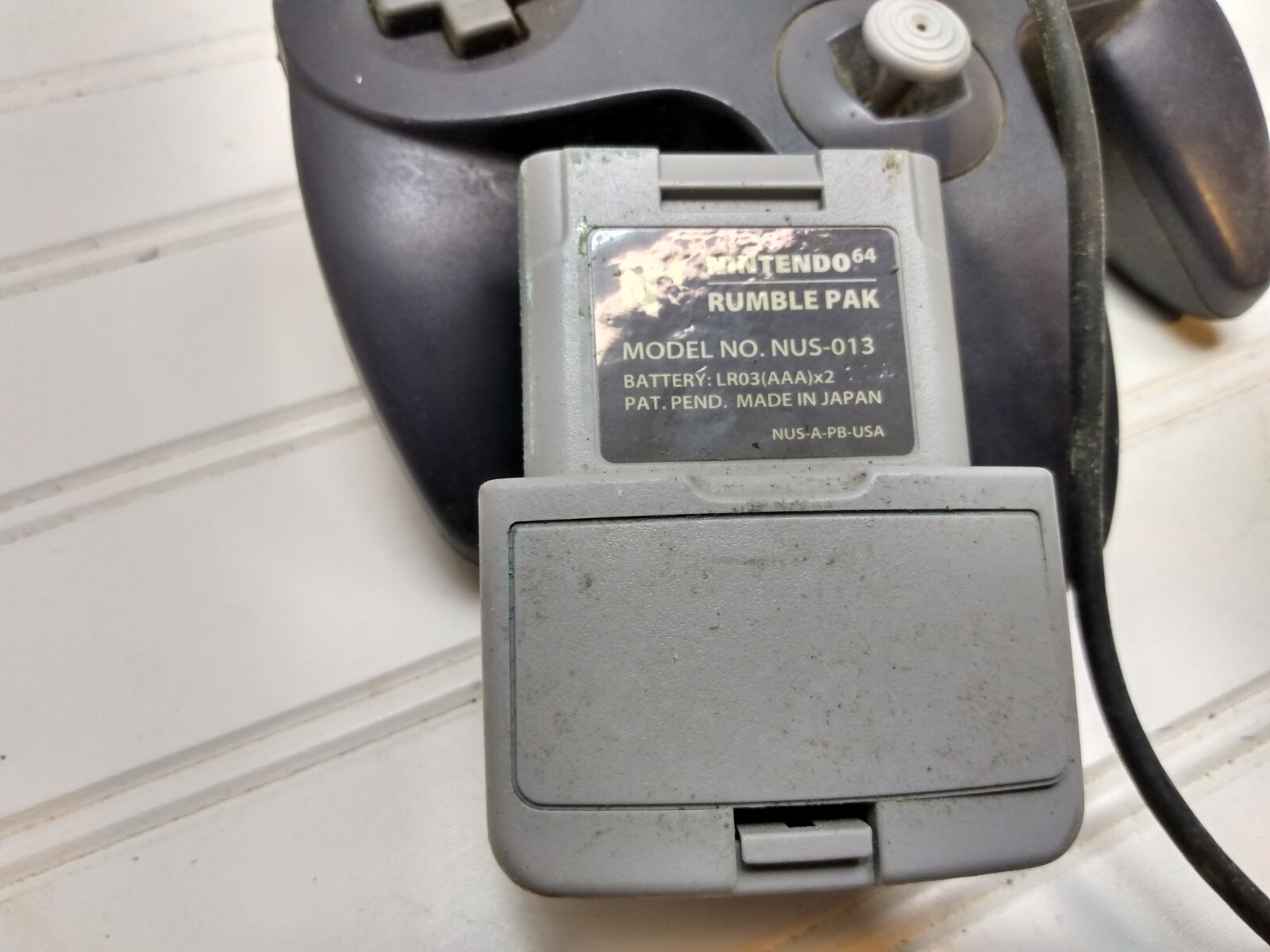 Nintendo 64 Controller NUS-005 & Rumble Pak Power Battery Supply NUS-013