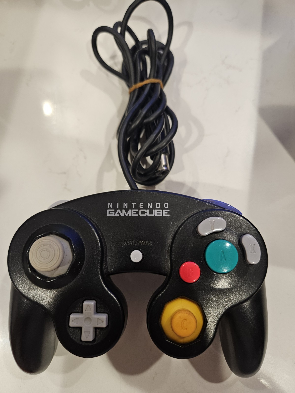 Nintendo GameCube Black Console System AND CONTROLLER with Box and FIGHT NIGHT