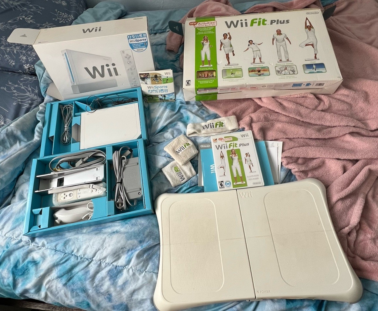 Nintendo Wii Console Bundle With Wii Sports Fit Balance Board And Game Tested
