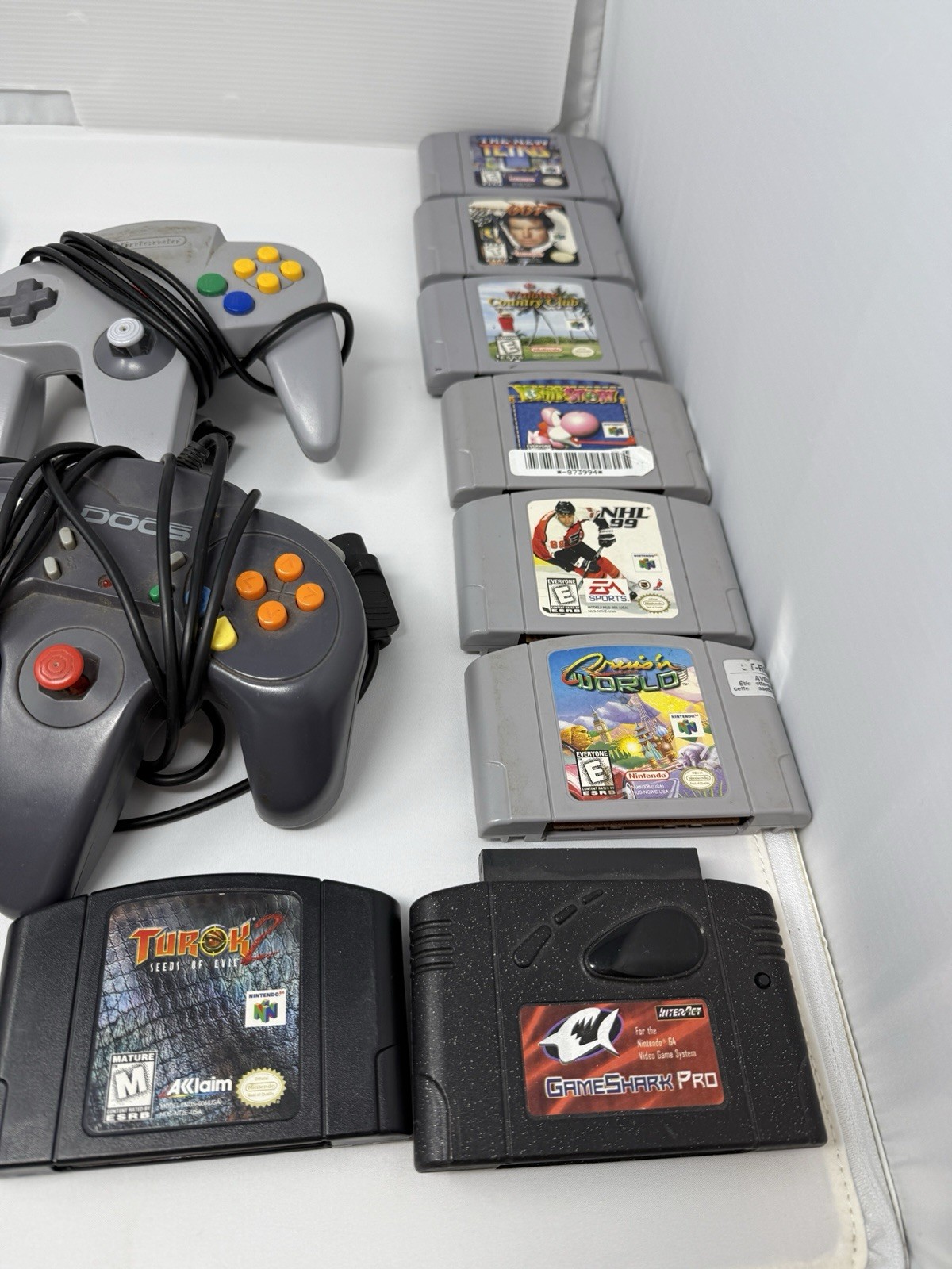 Nintendo 64 N64 Console Bundle Expansion Pack 8 Games Yoshi & 007 Controllers