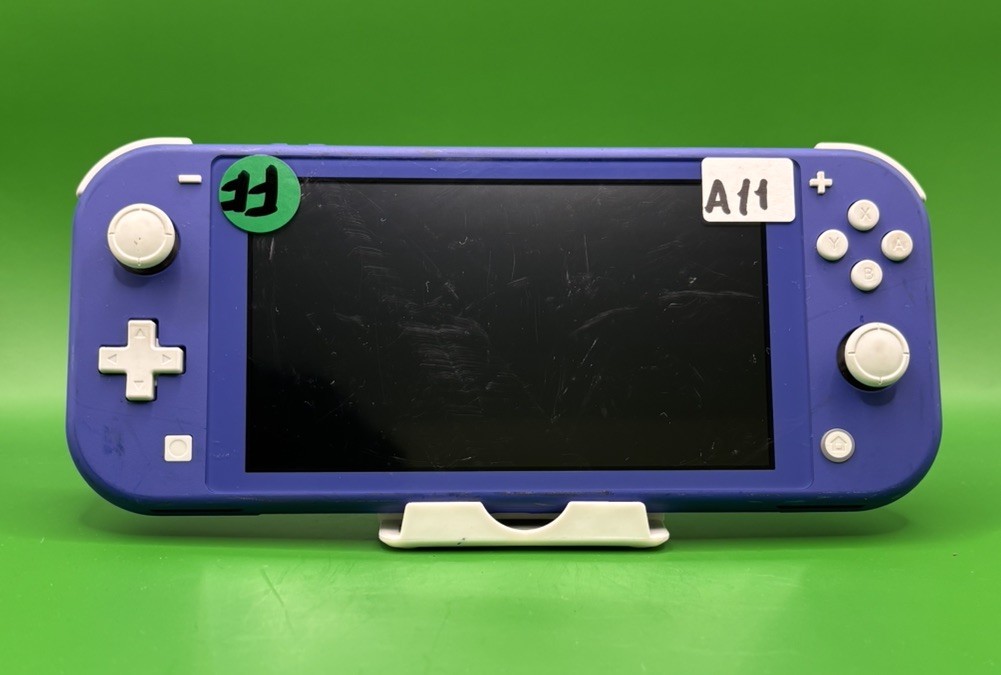 Nintendo Switch Lite – Blue (A11) READ DESCRIPTION