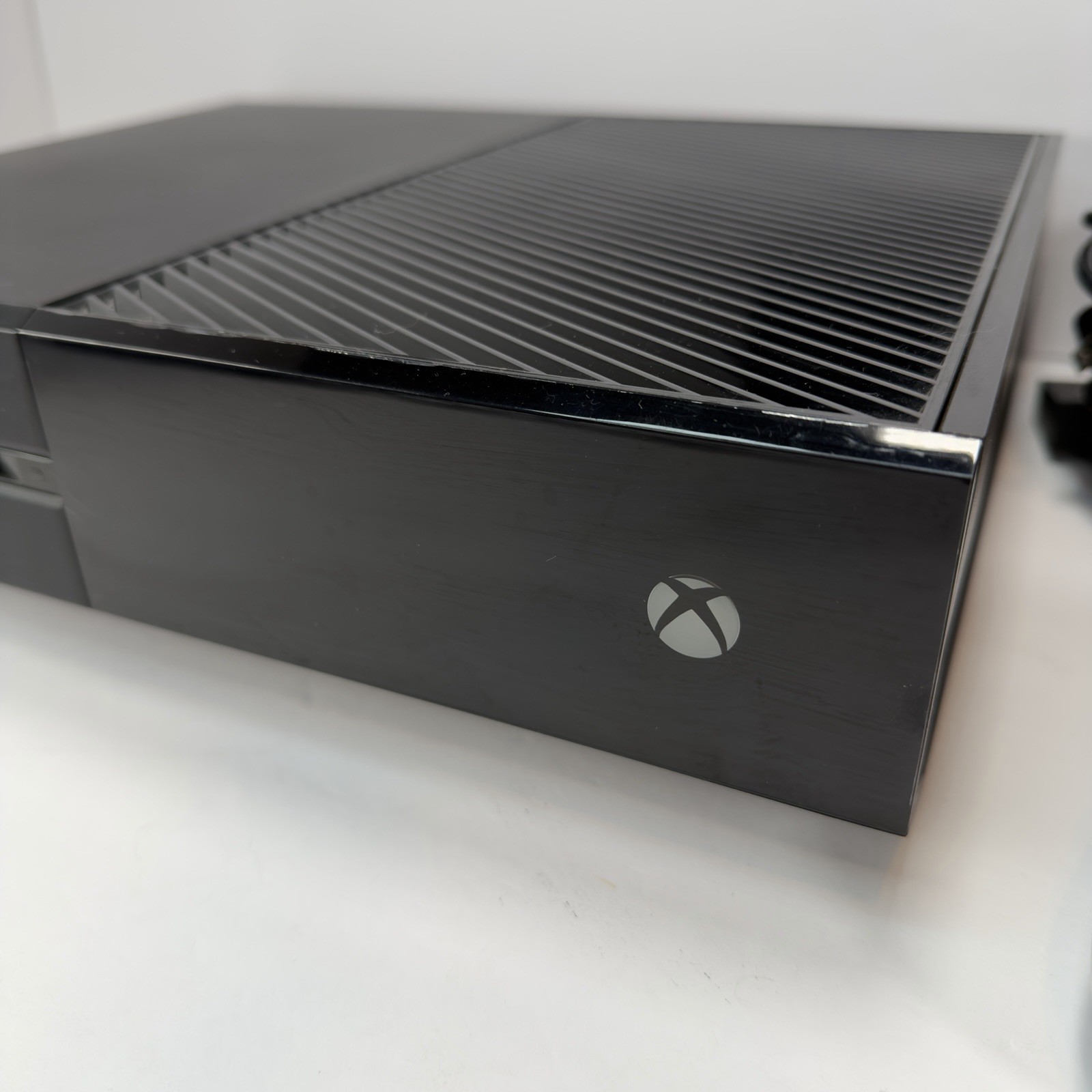Microsoft Xbox One Console 500GB Bundle White Gold Controller MW3 HDMI Tested