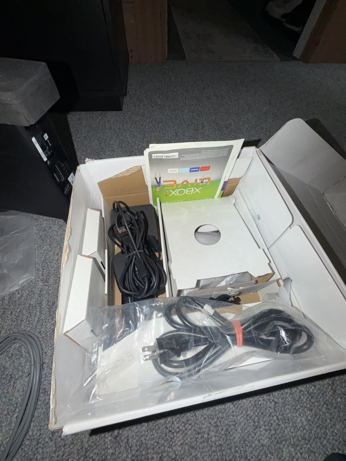 Microsoft Xbox 360 S Matte Black (10 Game Bundle)