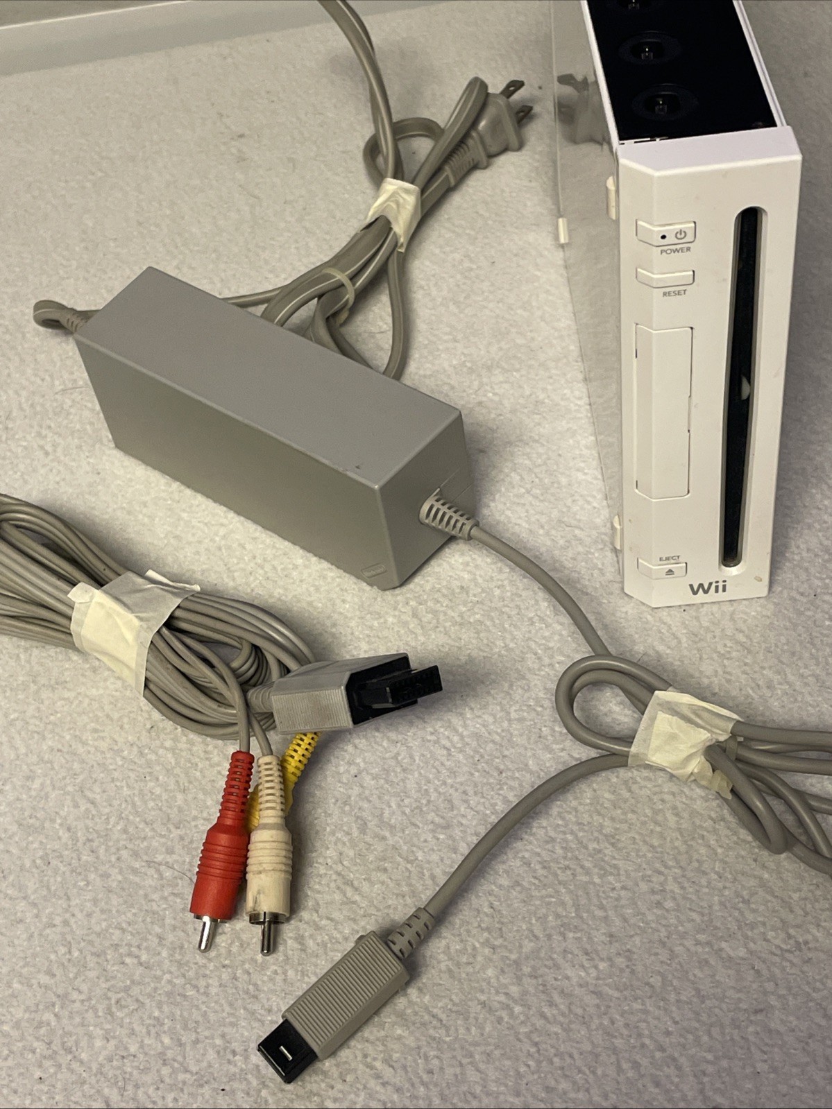 Nintendo Wii Gaming Console Sensor +Cords Gamecube Compatible White RVL-001(USA)