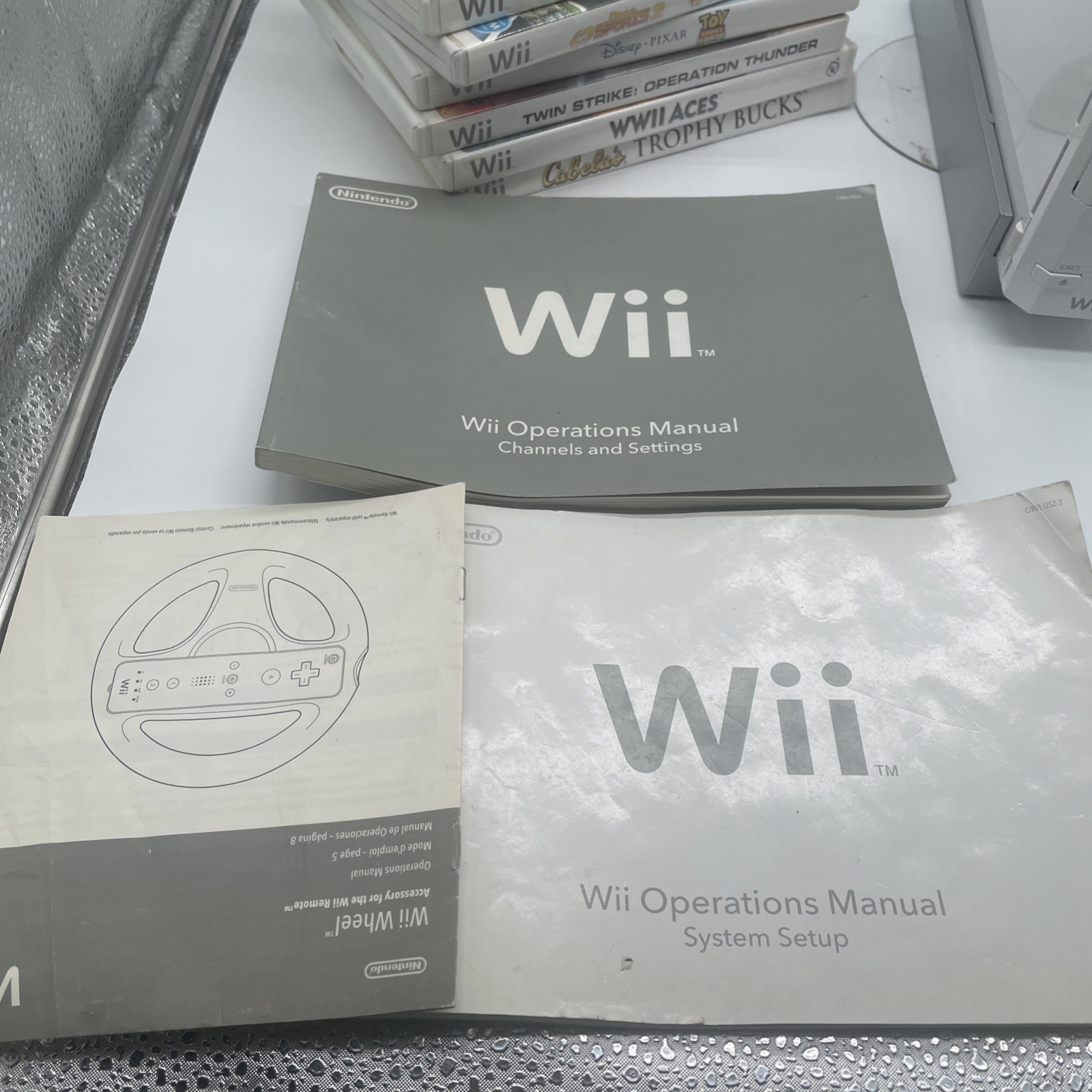 Wii Bundle 2 Controllers And Nunchucks – Includes Wii Sports Tested And Working!