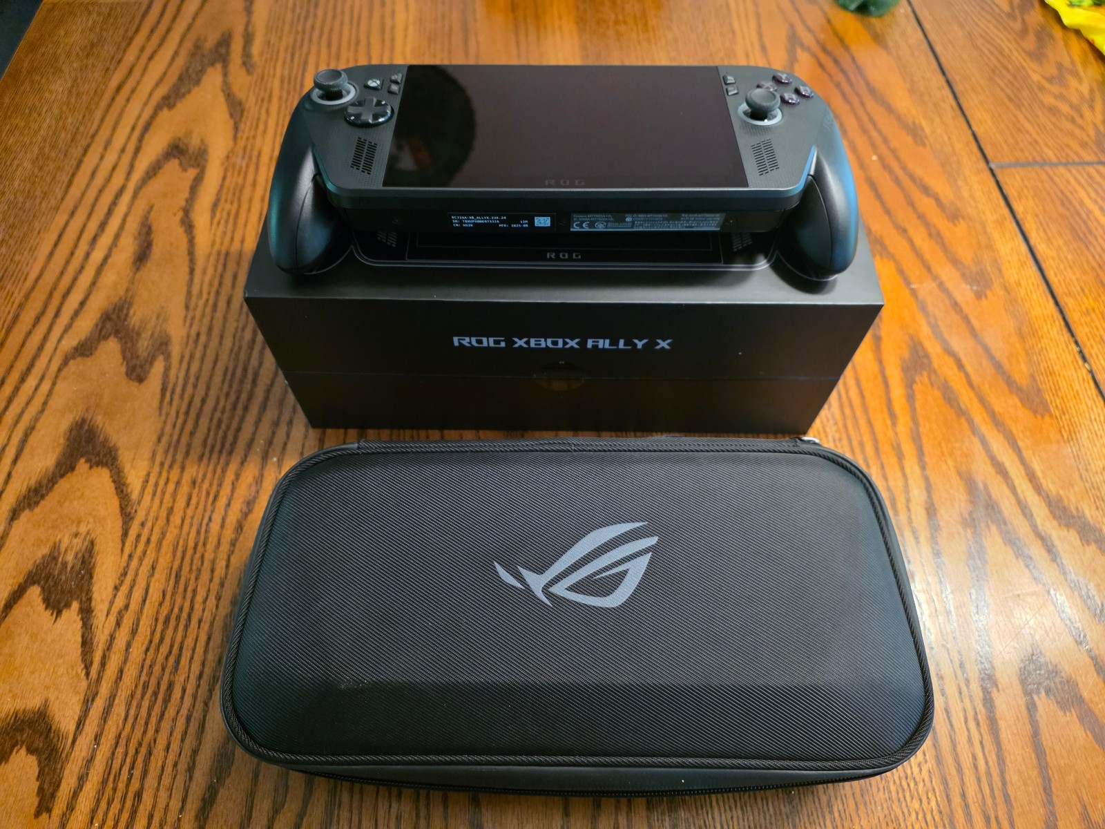 ASUS ROG Xbox Ally X Handheld Console 1TB w/ ASUS Hard Case – Used for 1 Week