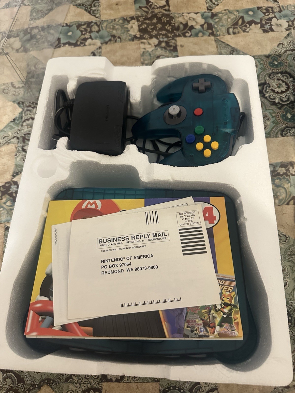 Nintendo 64 Funtastic Series Ice Blue Version Complete In Box OEM Controller US
