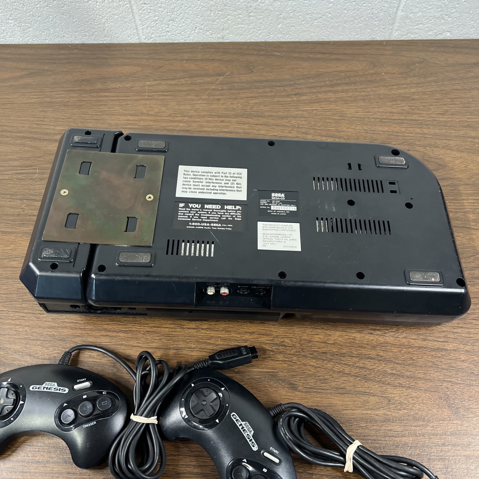 SEGA Genesis Model 1 1601 SEGA CD Model 2 MK-4102 2 Controllers Working NO CORDS